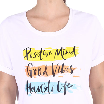 सकारात्मक मन | महिलाओं के लिए प्रिंटेड टी-शर्ट | महिलाओं की टी-शर्ट